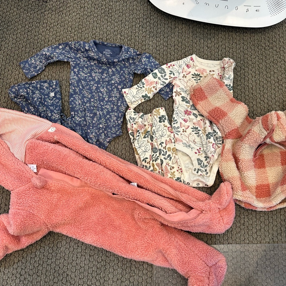 9 mo old Carters COZY BUNDLE!